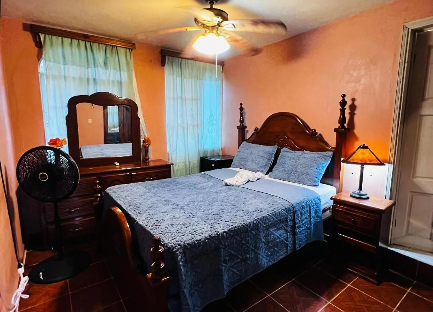 Bed & Breakfast La Belle Maison Milot Samson